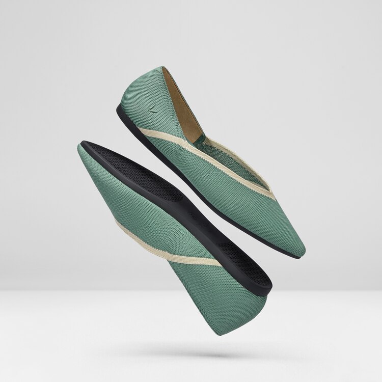 Vienna Pointy Flats in Teal Green-Sustainable & Washable | VIVAIA