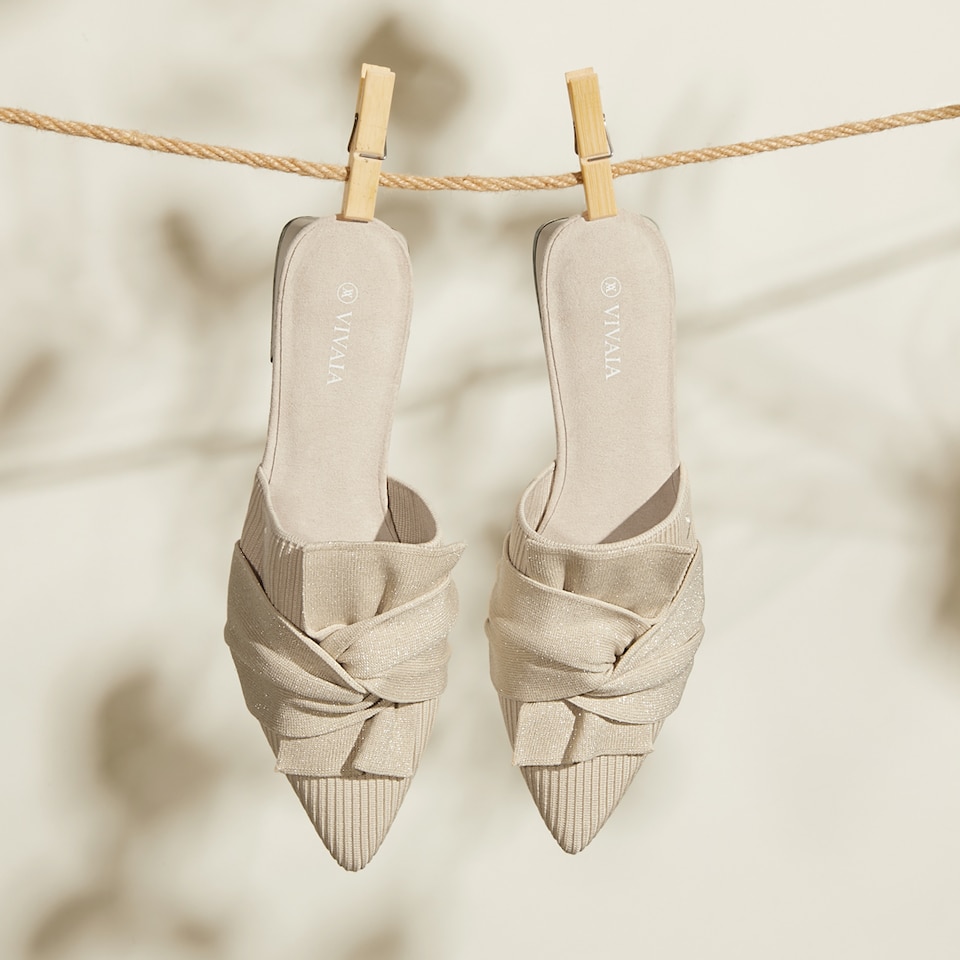 Yaffa Pointed-Toe Knot Mules in Cream Ivory-Sustainable & Stylish | VIVAIA