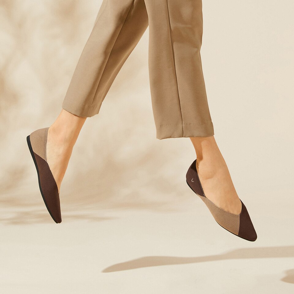 Valencia Pointy Flats in Tan Russet-Sustainable & Washable | VIVAIA