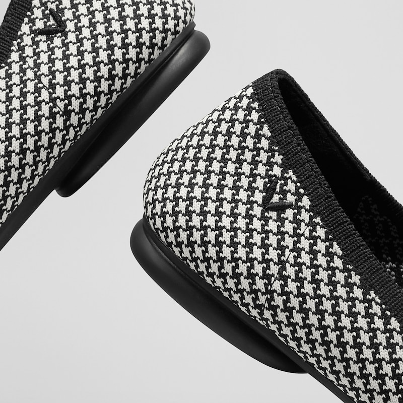 Tamia Round-toe Flats in Black Houndstooth-Sustainable & Washable | VIVAIA