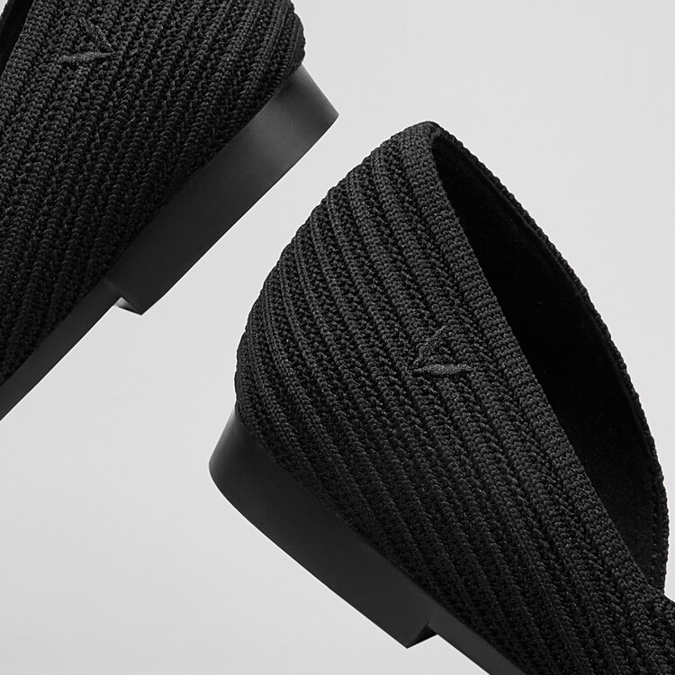Melia Pointed-Toe Striped Flats for Wide Feet in Black | VIVAIA