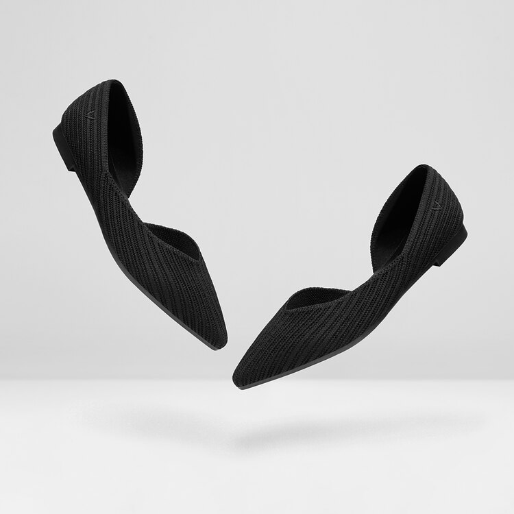 Melia Pointed-Toe Striped Flats for Wide Feet in Black | VIVAIA
