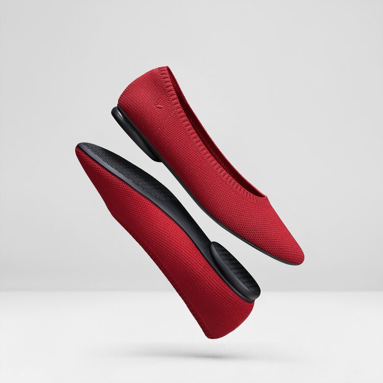 Tamia Round-Toe Ballet Women's Comfortable Flats in Ruby Red | VIVAIA