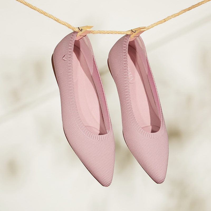 Aria5° Comfortable Pointy Flats in Pale Blush-Sustainable & Washable Shoes | VIVAIA