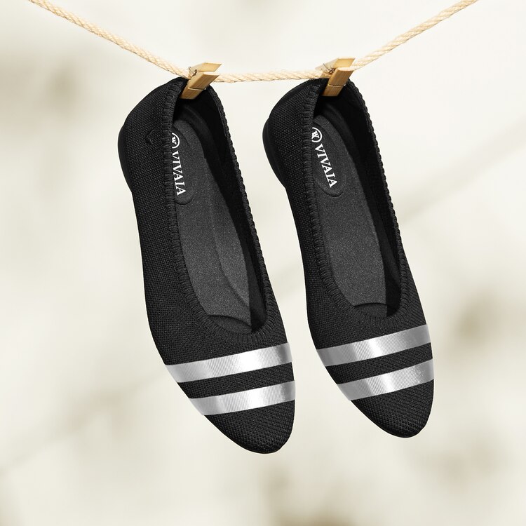 Tamia 2.0 Comfortable Round-Toe Ballet Flats in Laura-Black With Satin Stripes | VIVAIA