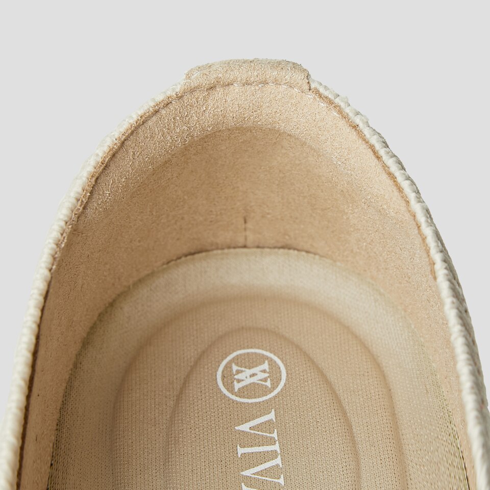 Tamia 2.0 Comfortable Round-Toe Ballet Flats in Laura-Cream Ivory With Satin Stripes | VIVAIA