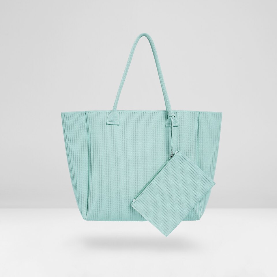 Maia Tote Bag in Mint Green-Women's Sustainable, Washable Knitbags | VIVAIA