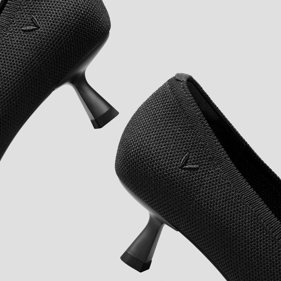 Stella PointedToe Kitten Sustainable Heels in Deep Ebony VIVAIA