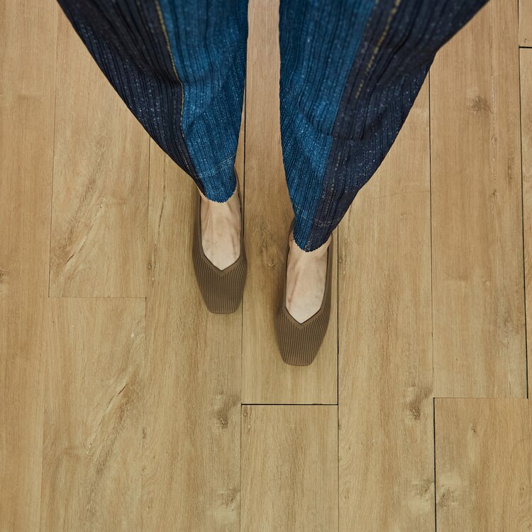 Margot Square-toe Flats for Bunions & Wide Feet in Espresso | VIVAIA