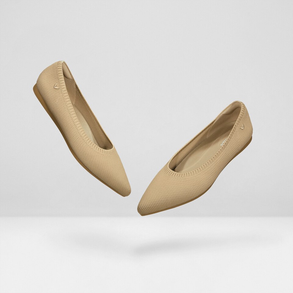 Aria5° Women Pointy Flats in Nude Peach-Sustainable & Washable | VIVAIA