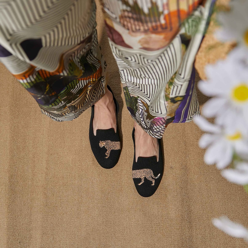 Audrey Round-Toe Patterned Loafers for Bunions in Black-Cheetah | VIVAIA