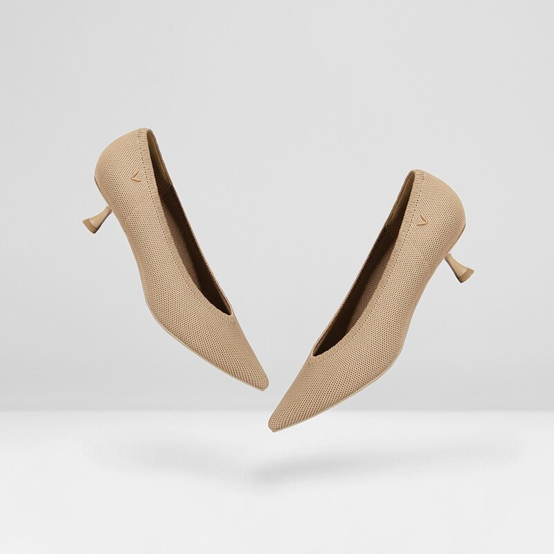 Stella Pointed-Toe Everyday Kitten Heels | VIVAIA