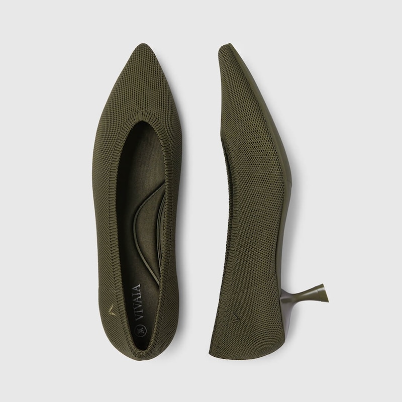 Stella Pointed-Toe Everyday Kitten Heels | VIVAIA