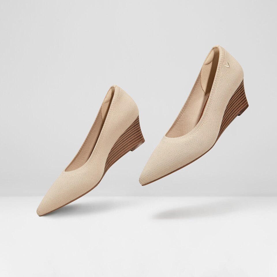Aria Pointed-Toe Wedge in Almond-Sustainable & Washable | VIVAIA