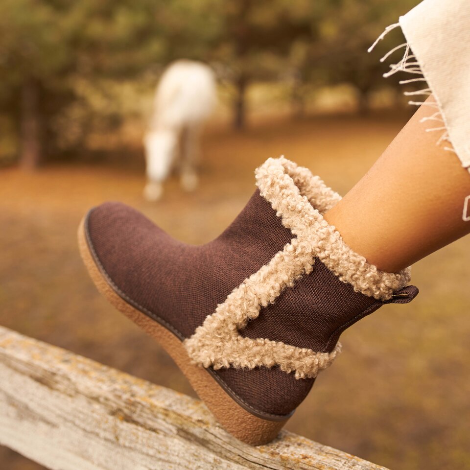 Courtney Faux-fur Ankle Bootie for Women in Dark Chocolate | VIVAIA