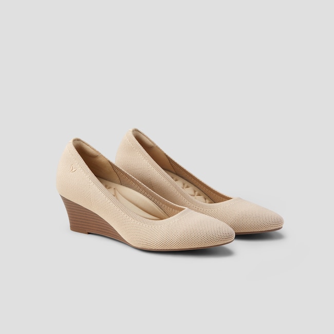 Almond-Toe Wedge (Tamia Wedge Pro)