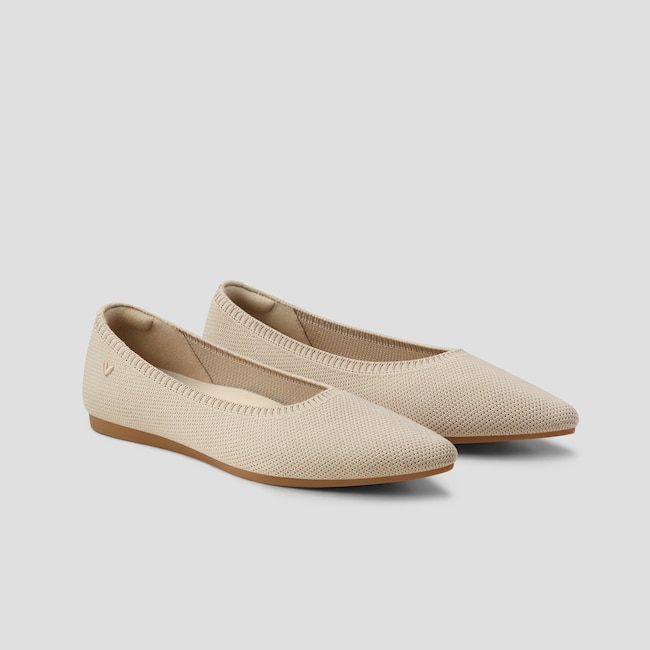 Pointed-Toe Ballet Flats (Aria 5°)