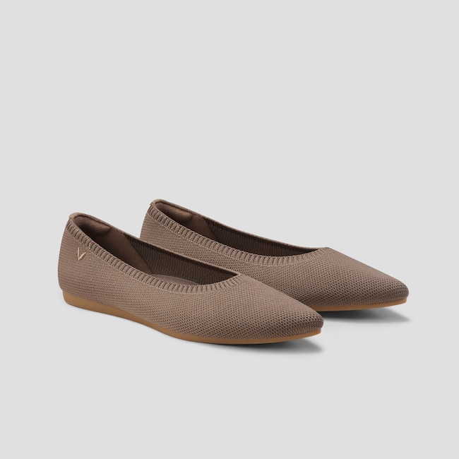 Pointed-Toe Ballet Flats (Aria 5°)