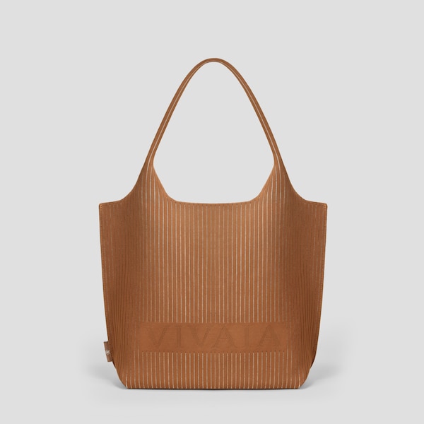 The Daily Tote (Zahara)