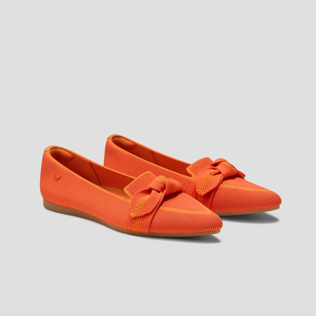 Pointed-Toe Bow Loafers (Michelle 2.0)
