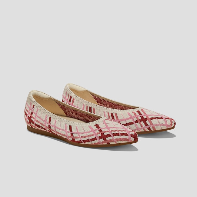 Pointed-Toe Ballet Flats (Aria 5°)