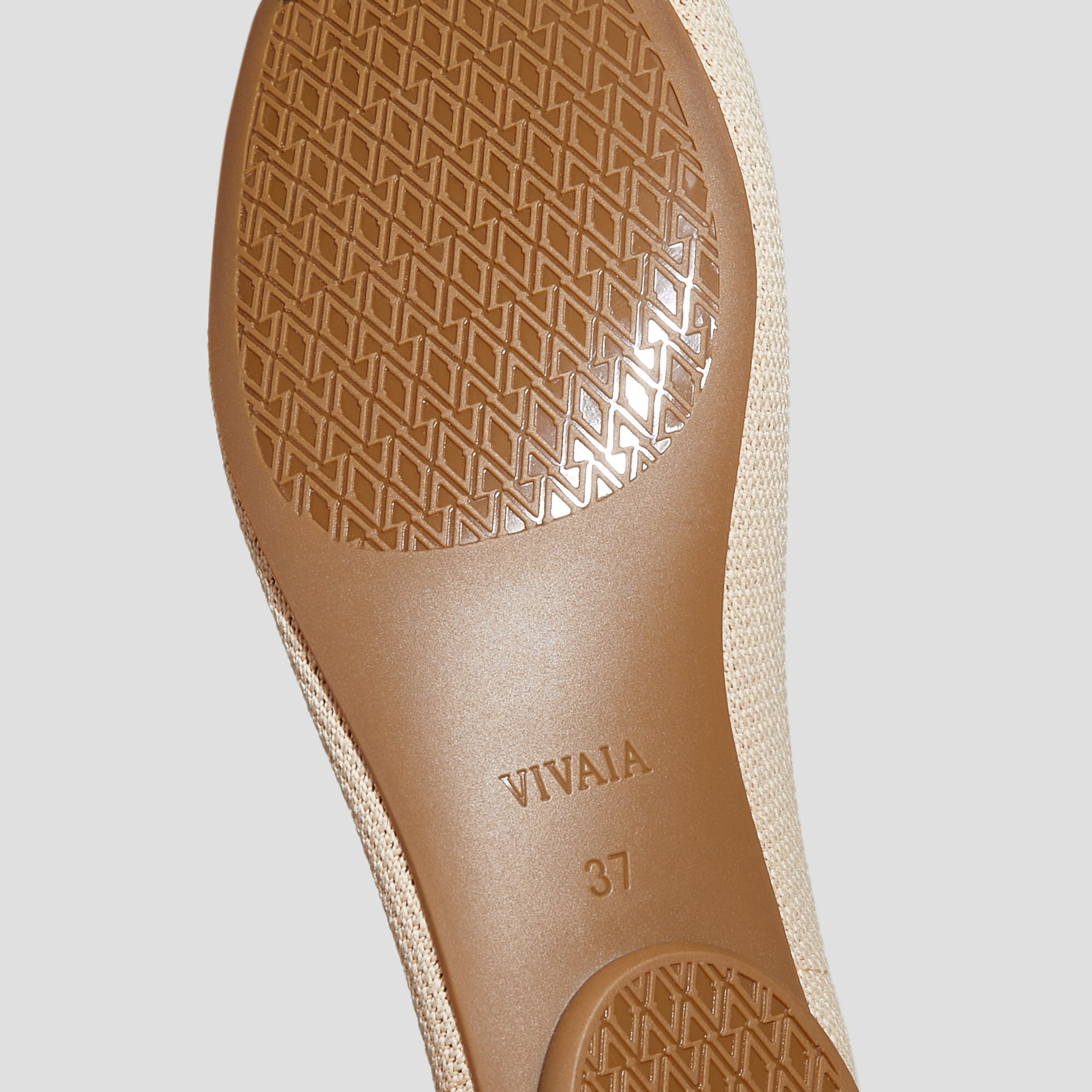 Almond-Toe Mary-Jane (Tamia Mary-Jane), ALMOND & BLACK, EU37