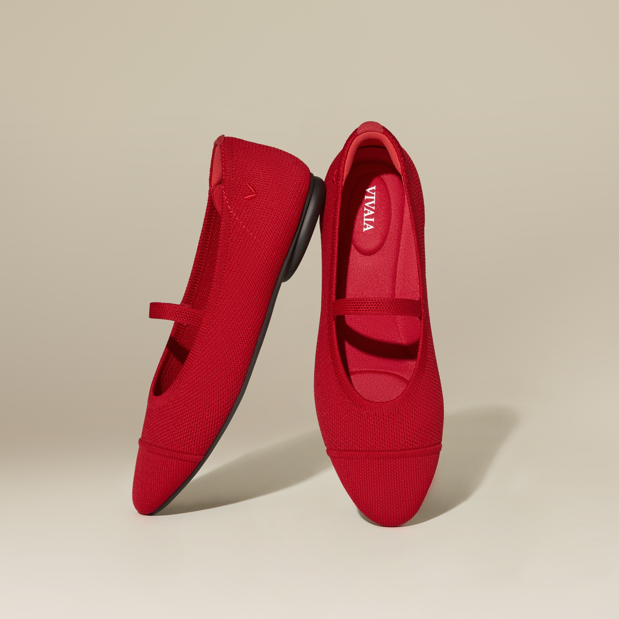 Almond-Toe Mary-Jane (Tamia Mary-Jane), RUBY RED, EU36 | VIVAIA