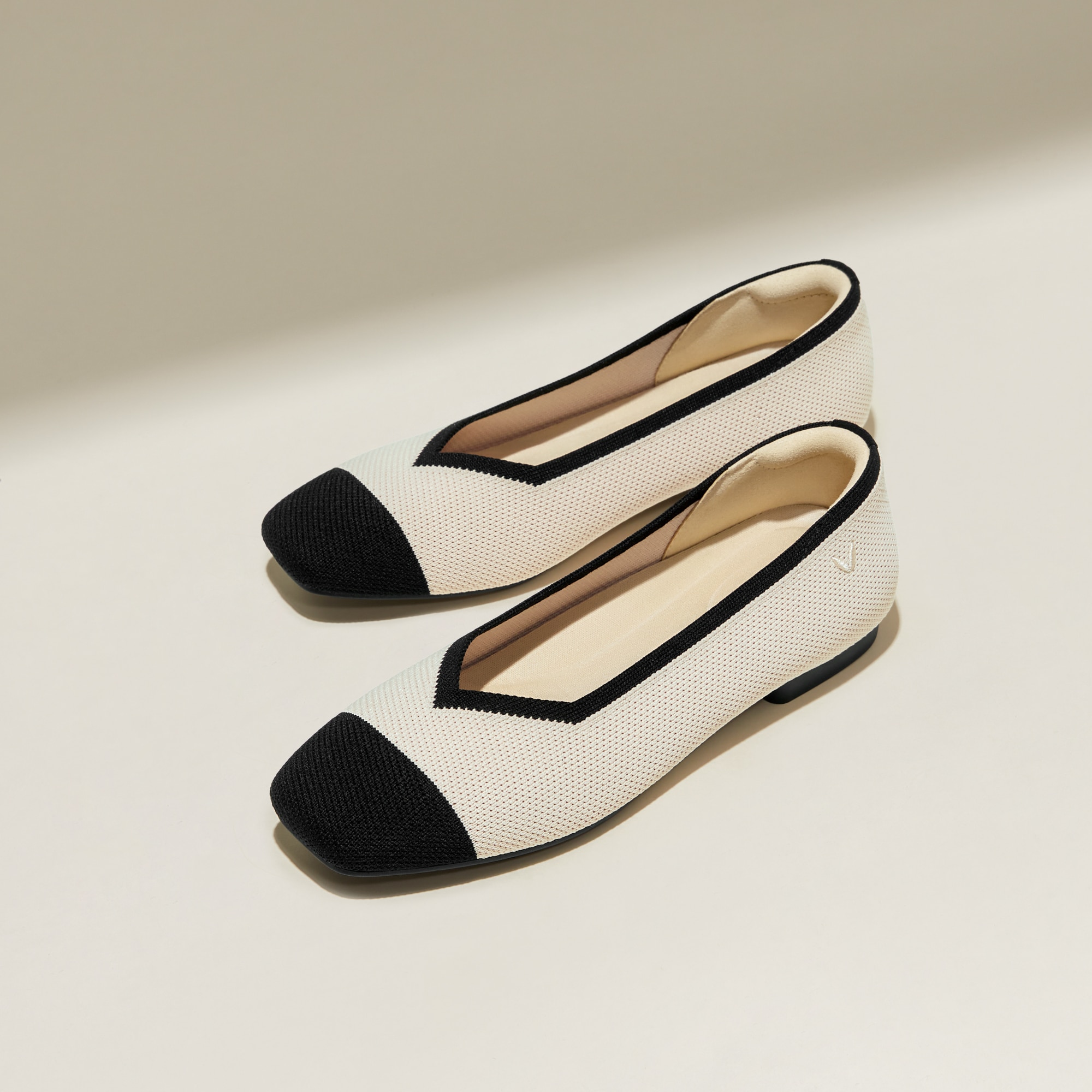 Square-Toe V-Cut Flats (Margot 2.0), Cream Ivory & Black