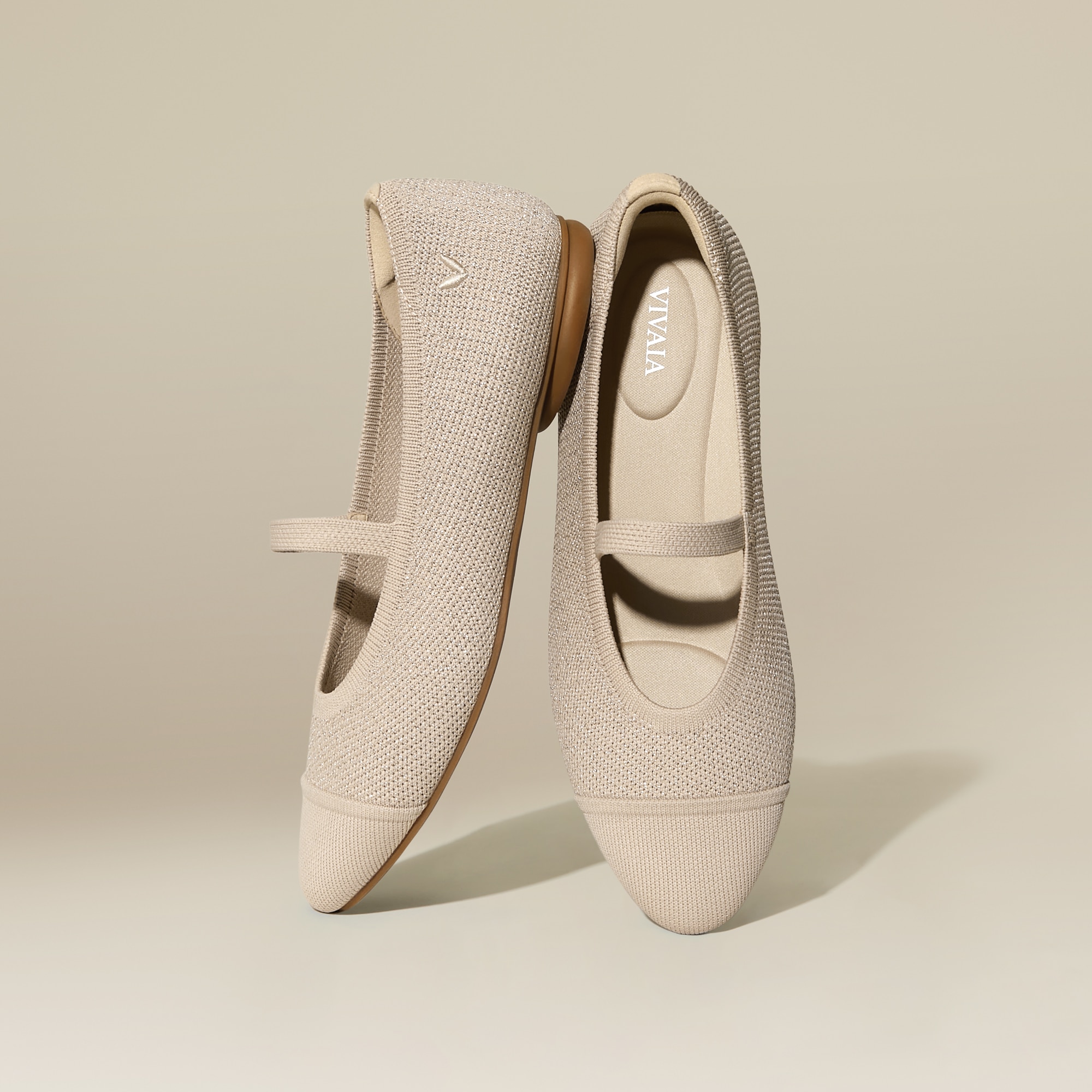 Almond-Toe Mary-Jane (Tamia Mary-Jane), GOLDEN ALMOND, EU40 | VIVAIA