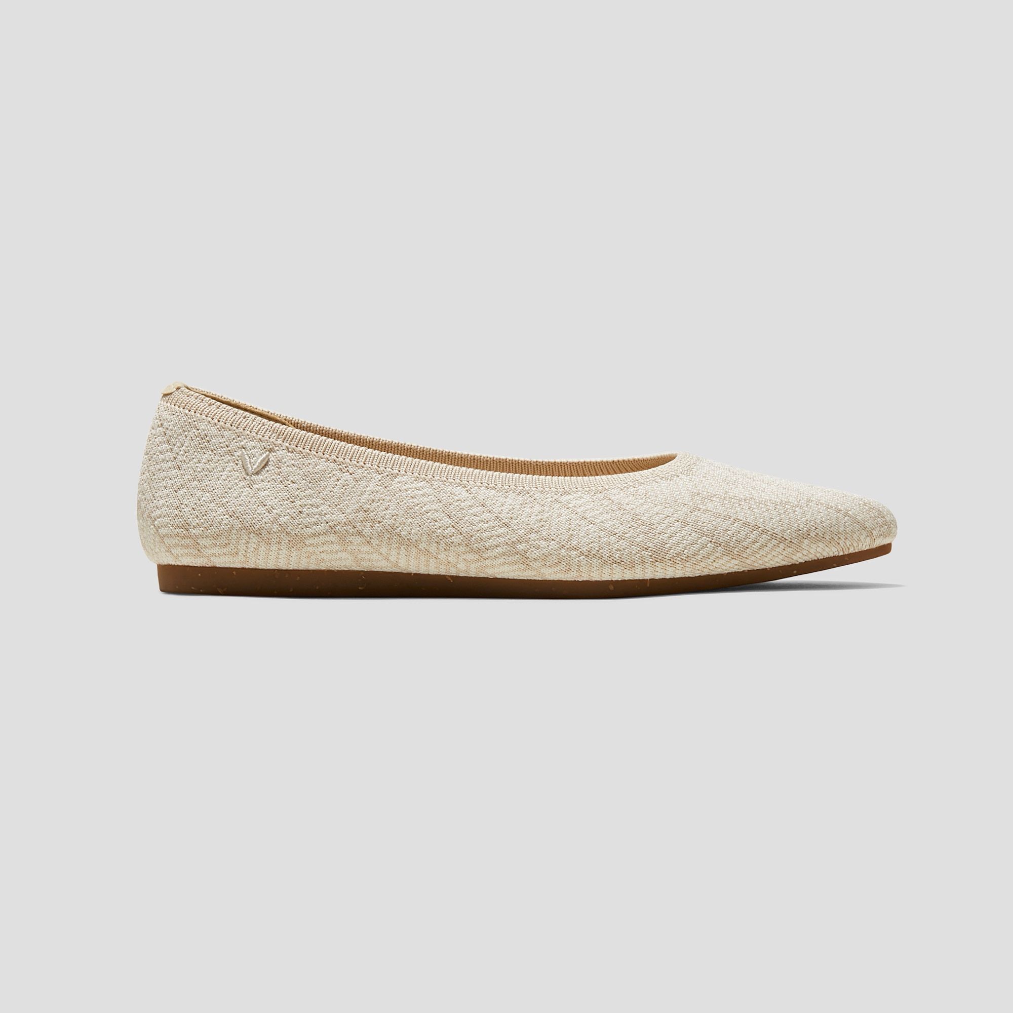 Aria5° Comfortable Women Pointy Hemp Sustainable Flats in Cream