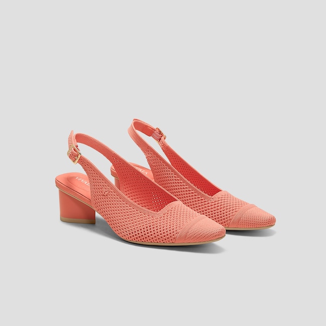 Pointed-Toe Slingback Sandals (Leah Pro)