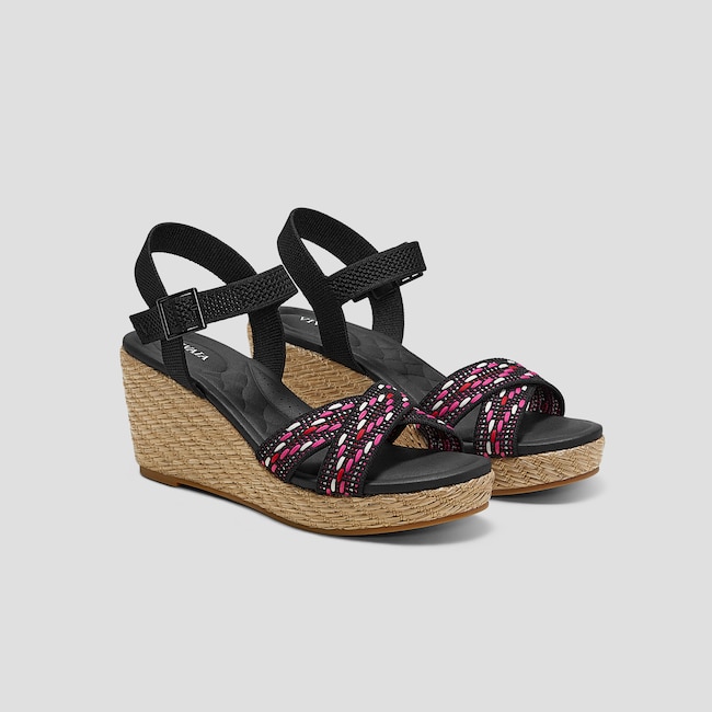Round-toe Wedge Sandals (Sally Pro)
