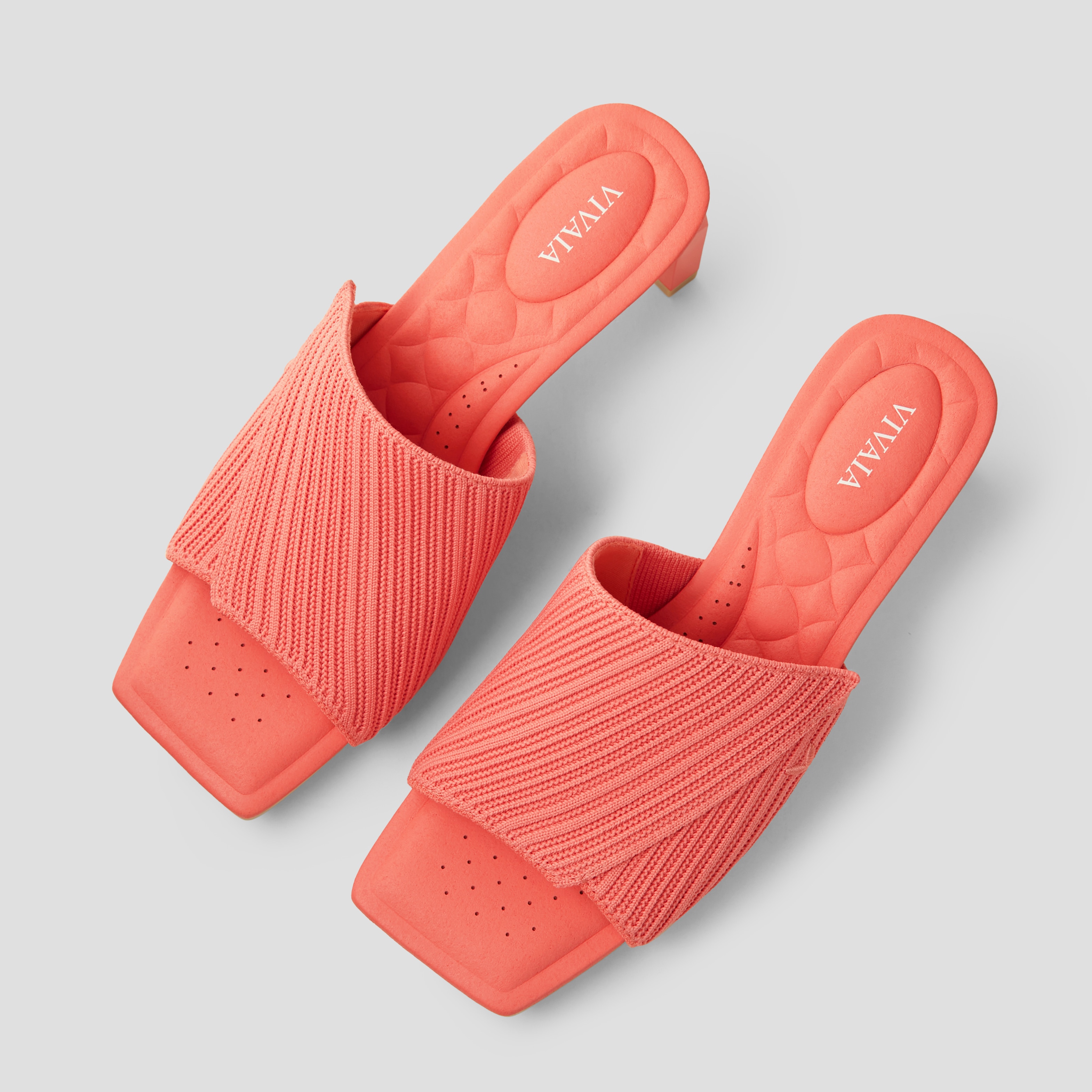 Square-Toe Block Heel Sandals (Jade Pro), SALMON, EU35 | VIVAIA