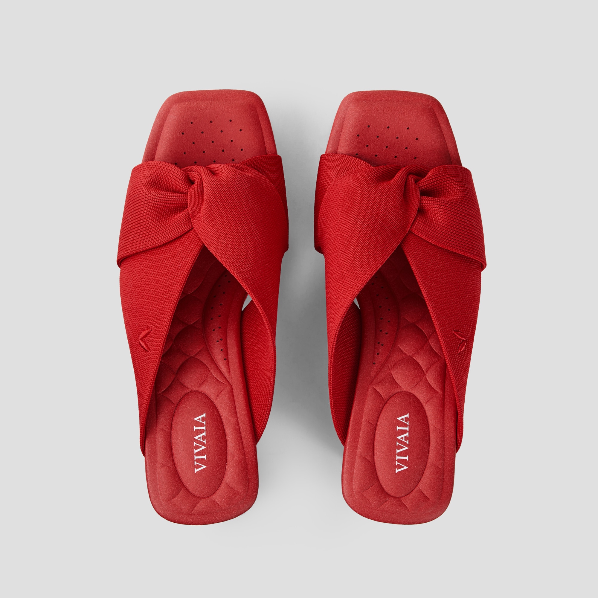 Square-Toe Wedge Sandals (Laura), RUBY RED, EU35 | VIVAIA