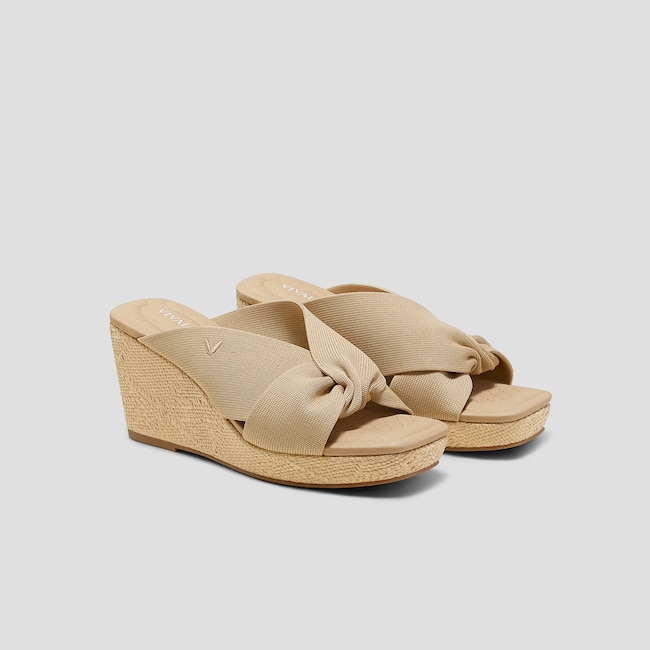 Square-Toe Wedge Sandals (Laura)