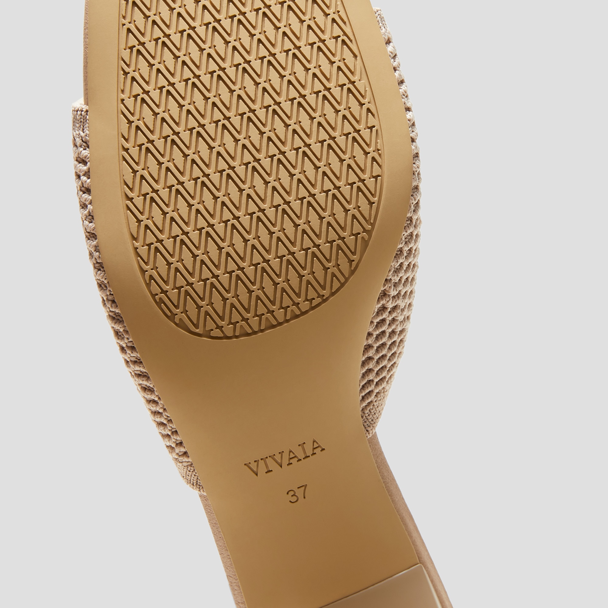 Square-Toe Block Heel Sandals (Juliet Pro), ALMOND MESH, EU35 | VIVAIA