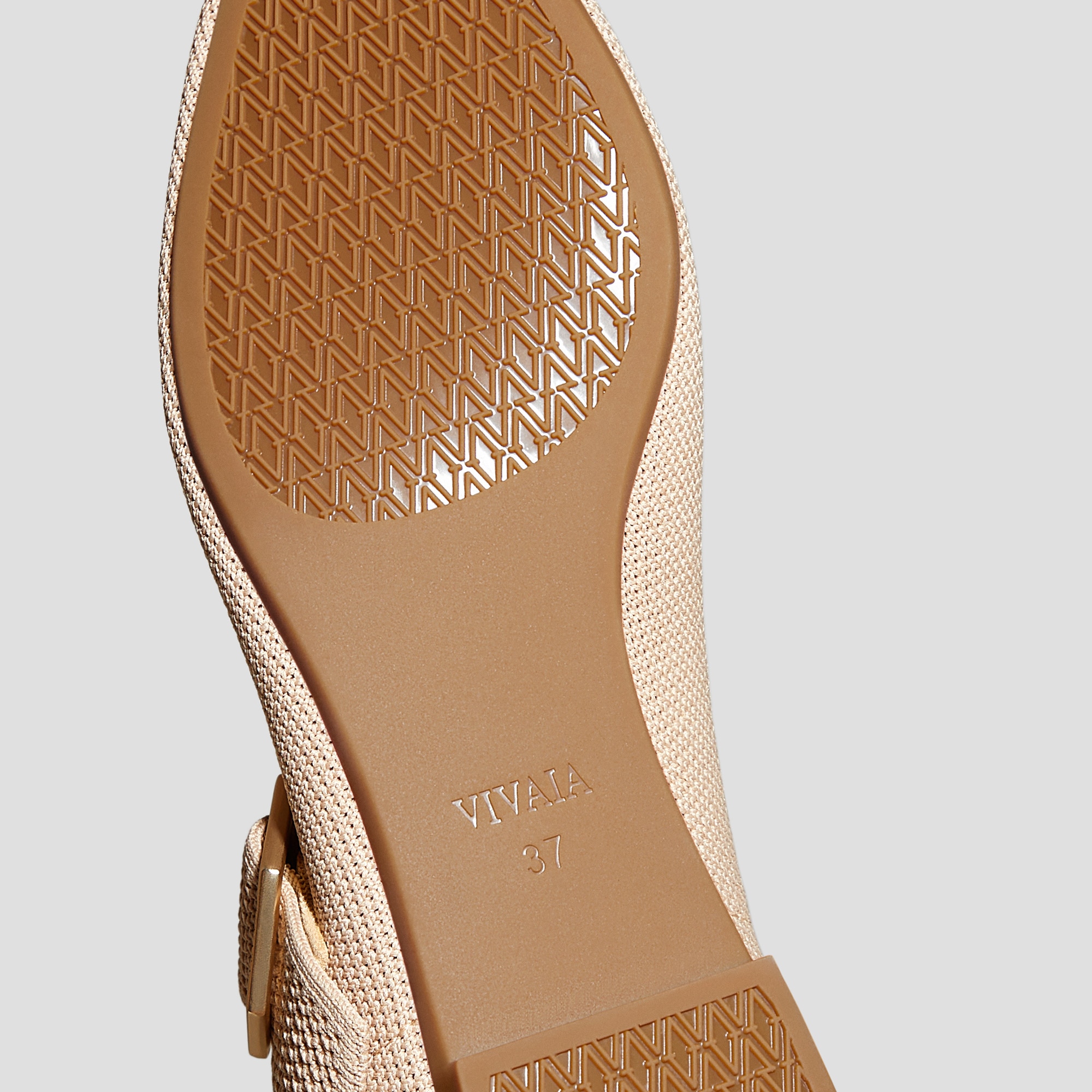 Pointed-toe Mary-Jane Flats (Maria), ALMOND, EU38 | VIVAIA