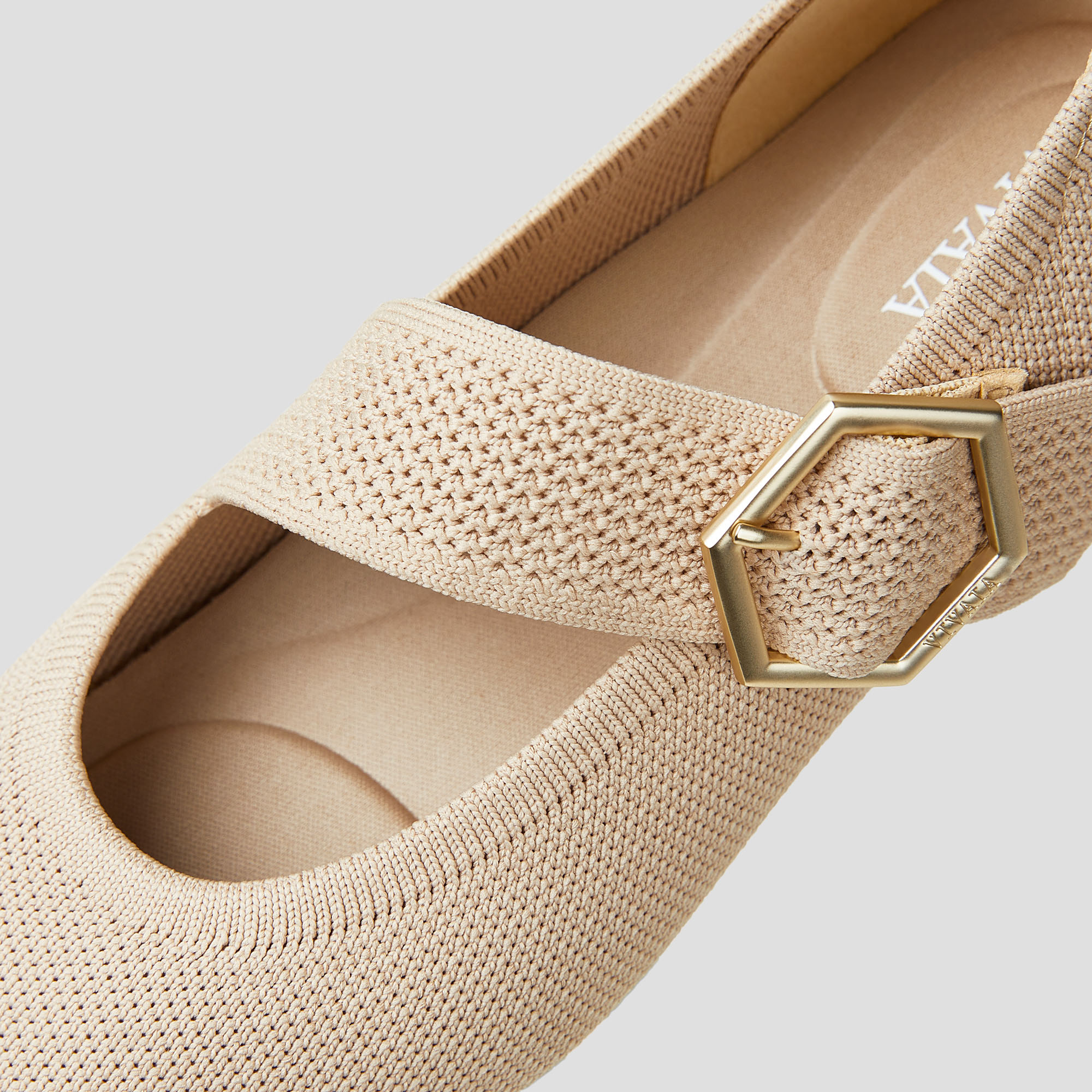 VIVAIA [MARIA] フラットシューズ　38 Pointed-toe Mary-Jane Flats (Maria), ALMOND, EU38 | VIVAIA