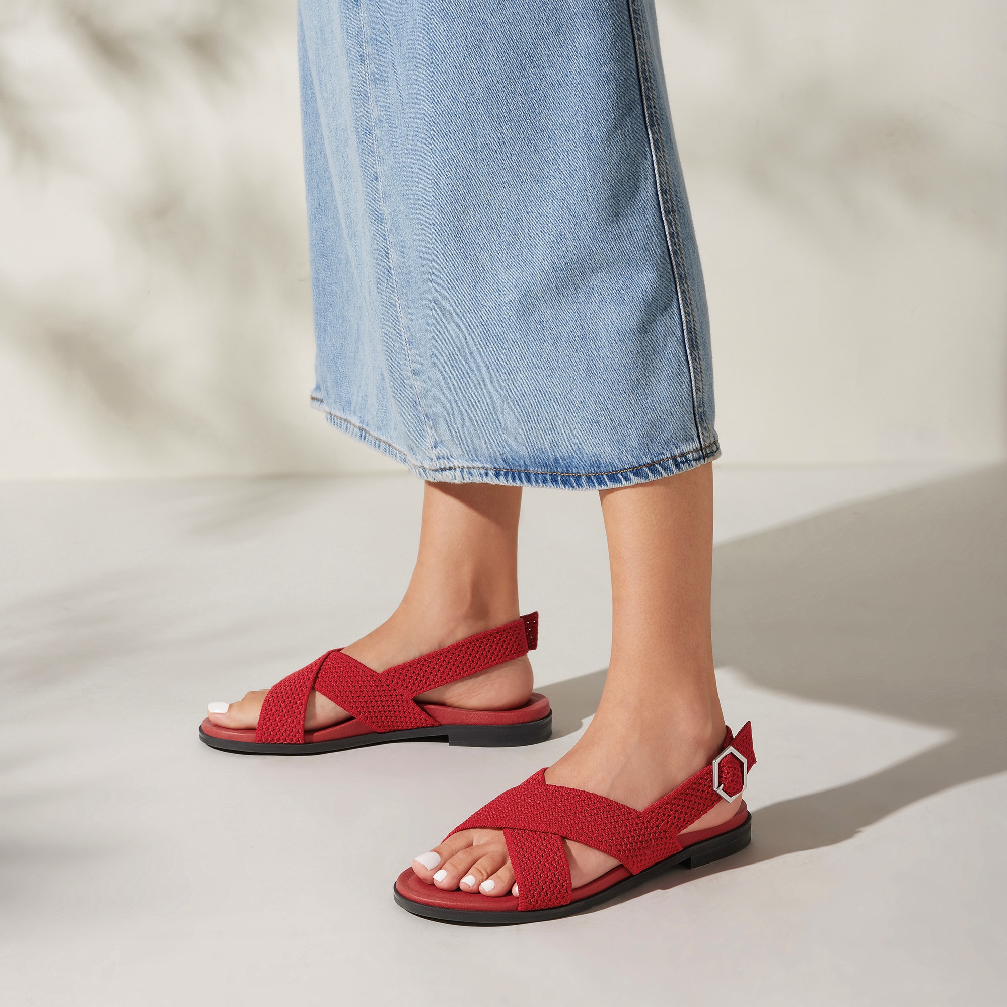 Arch Pro AdaptAll™ Sandals (Pamela), RUBY RED MESH, EU35 | VIVAIA