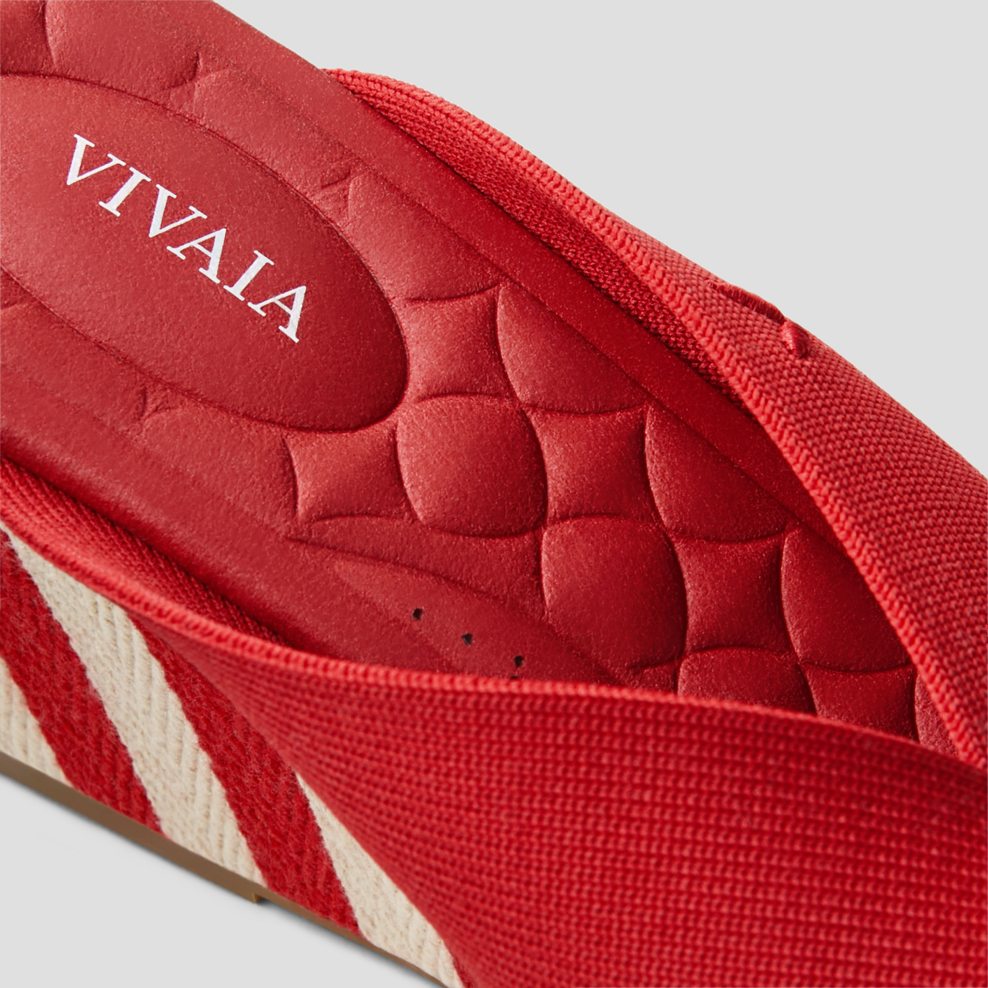 VIVAIA [Laura] スクエアトゥ ウェッジサンダル　ヴァイヴィア Square-Toe Wedge Sandals (Laura), RUBY RED, EU35 | VIVAIA