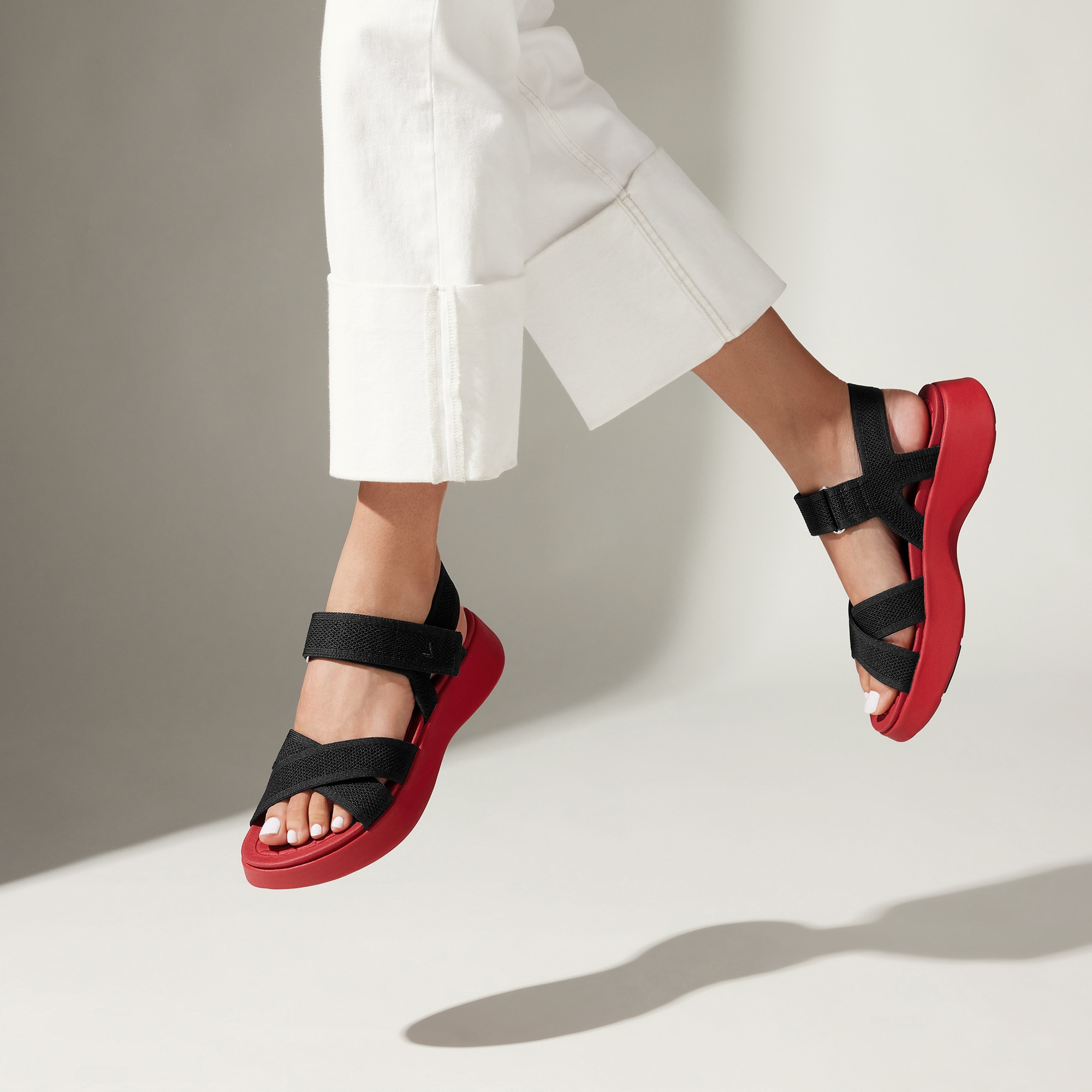 AdaptAll™ Sport Sandals (Kiara), BLACK RUBY RED, EU39 | VIVAIA