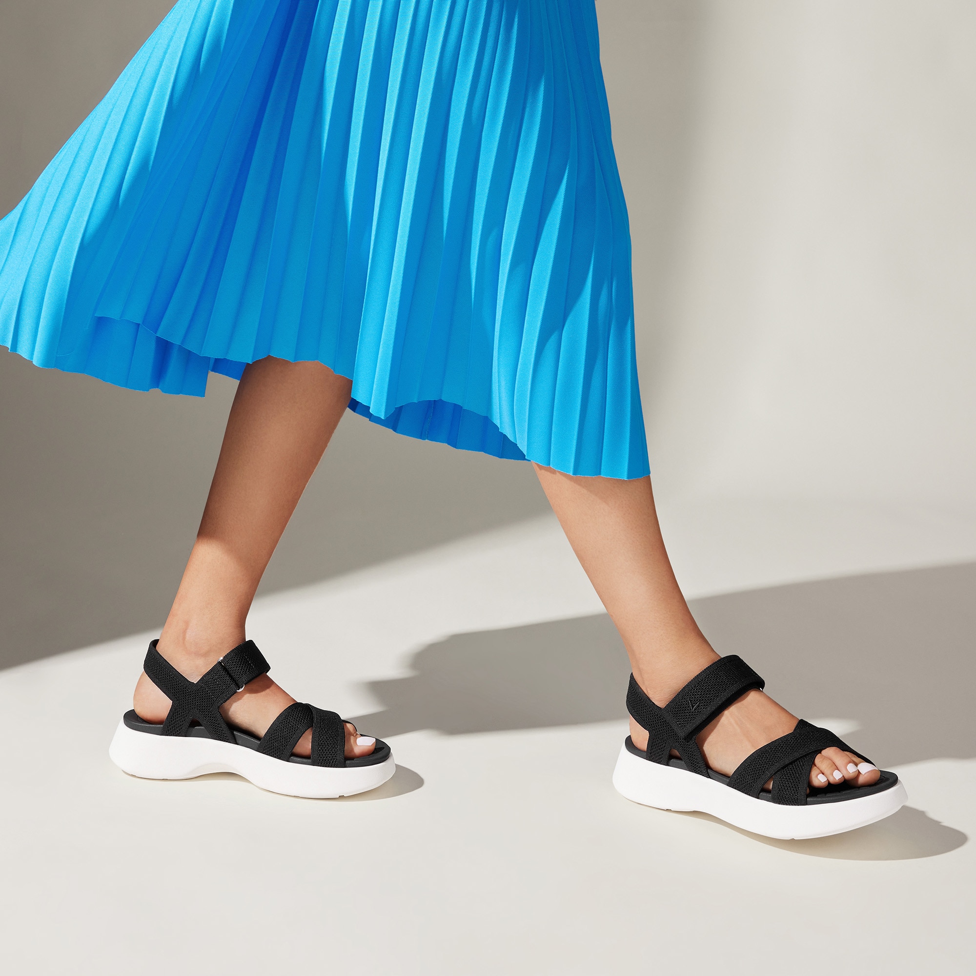 AdaptAll™ Sport Sandals (Kiara), Black, EU39 | VIVAIA