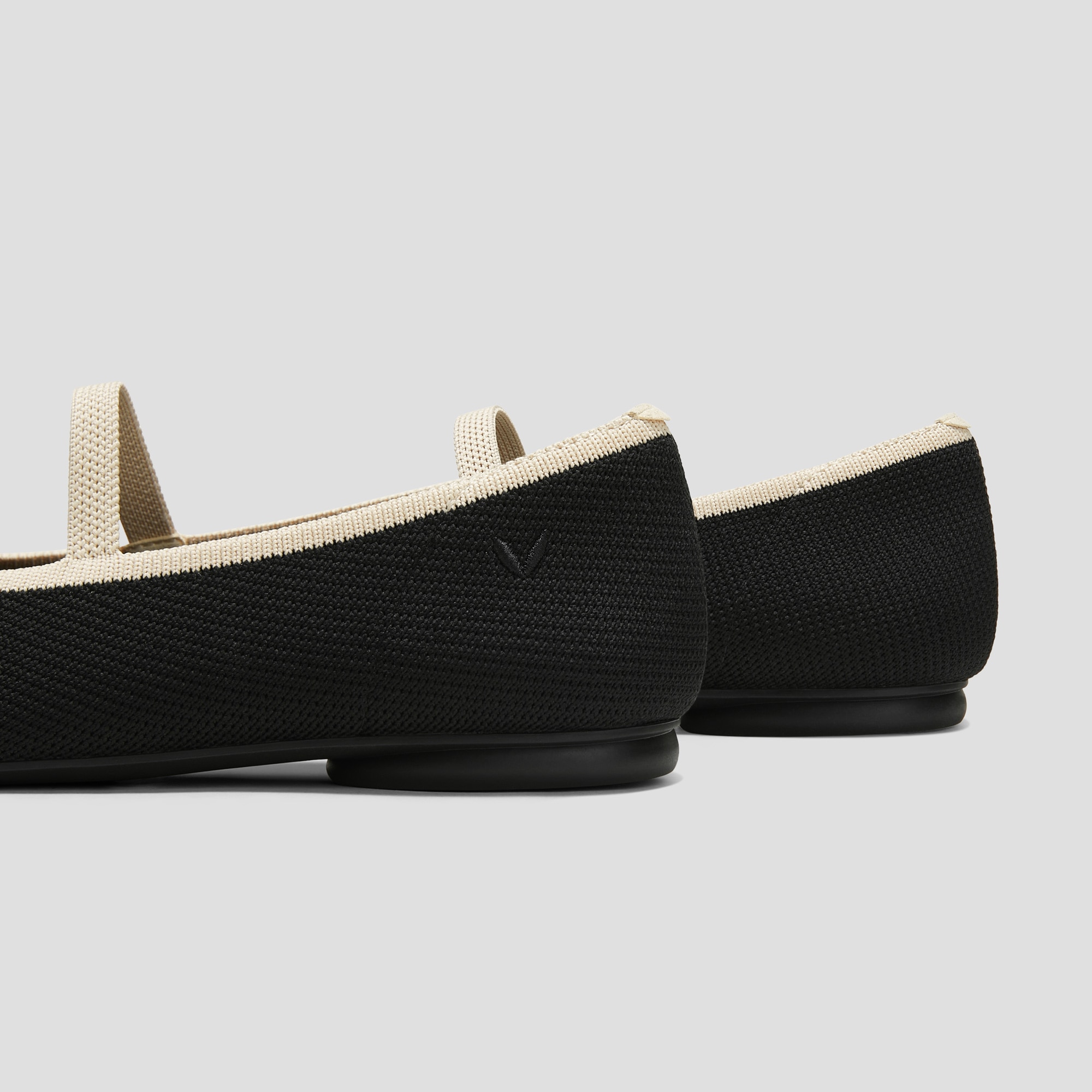 Almond-Toe Mary Janes (Tamia Mary Jane), BLACK DIAMOND, EU35.5