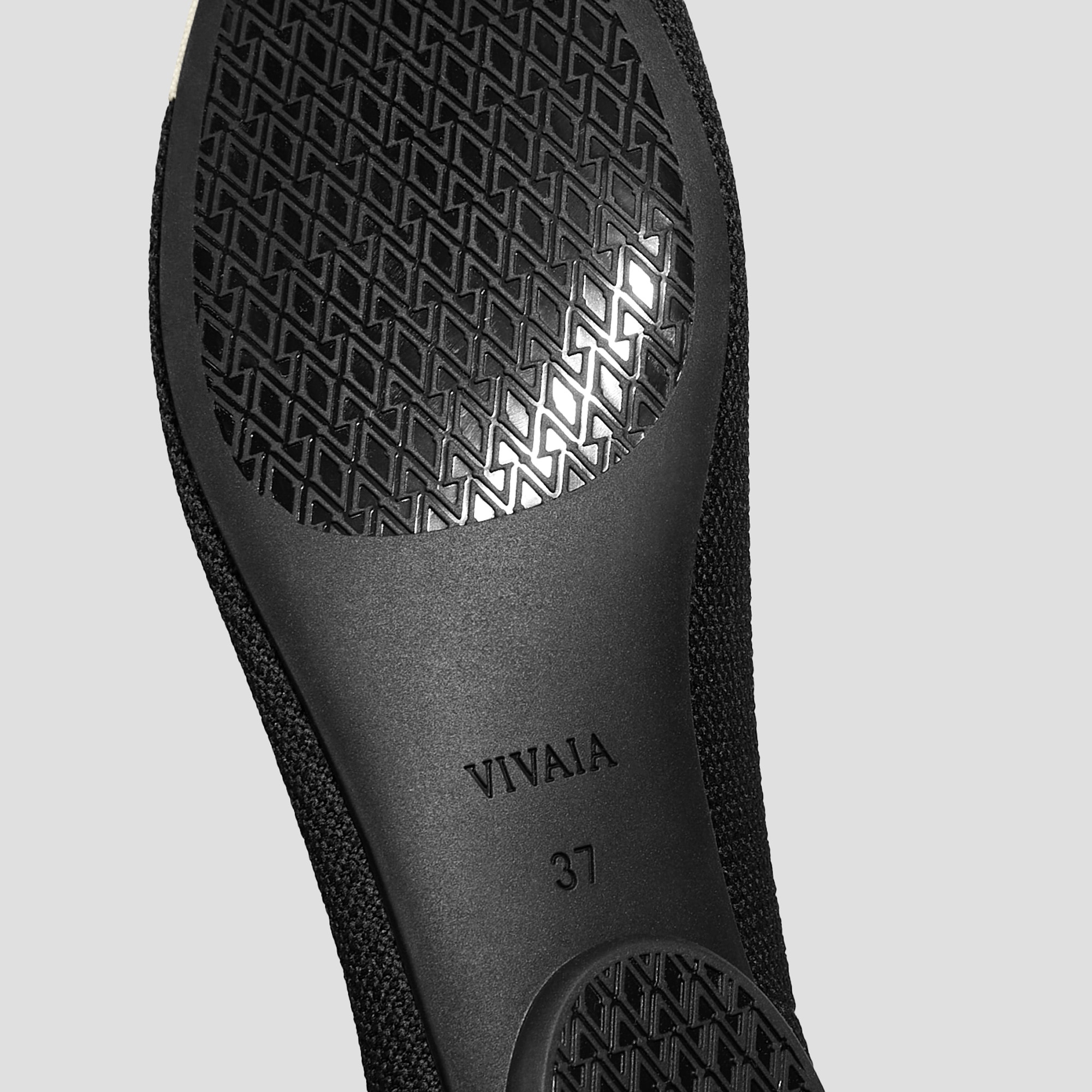 Almond-Toe Mary-Jane (Tamia Mary-Jane), BLACK DIAMOND, EU35 | VIVAIA