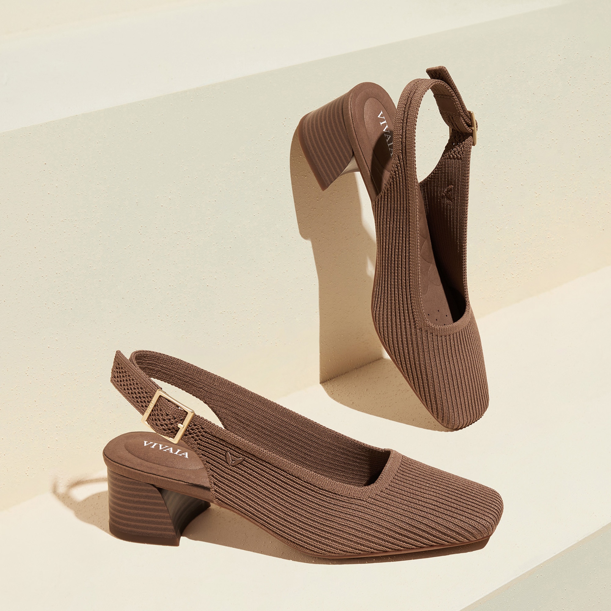 VIVAIA Melody Slingback スクエアトゥブロックサンダル VIVAIA Melody Slingback スクエアトゥブロックサンダル - メルカリ
