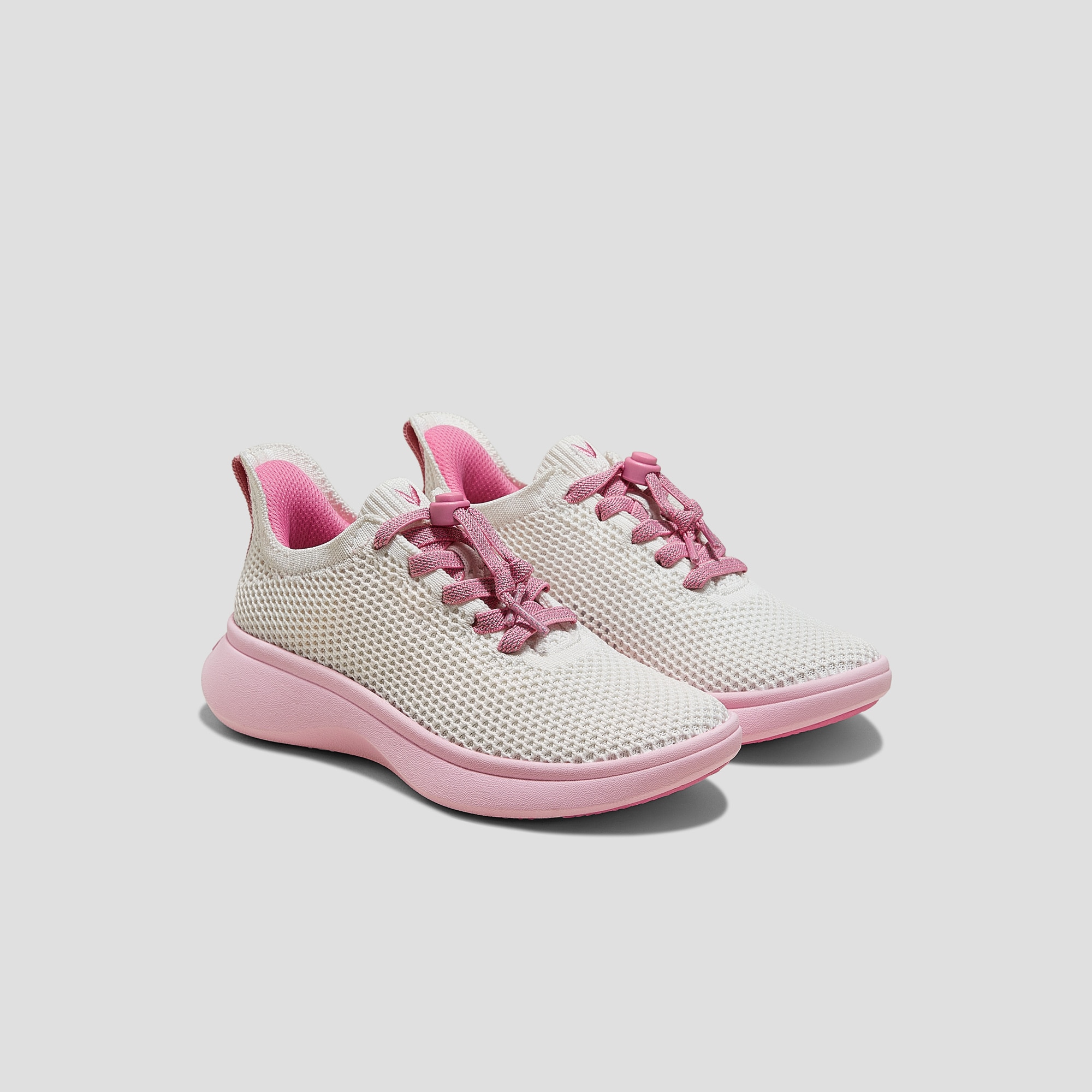 可愛いクリスマスツリーやギフトが！ Kids' Sneaker Sliders (Urban Kids) - Mesh | VIVAIA 靴
