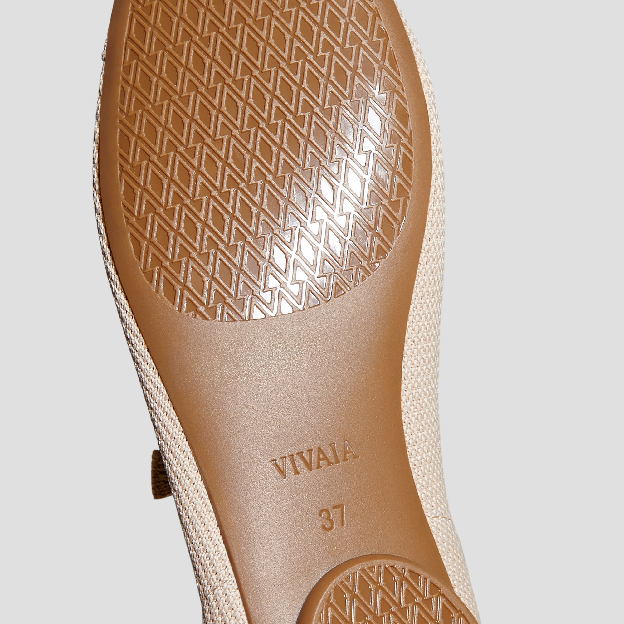 Almond-Toe Mary Janes AdaptAll™ (Tamia Mary Jane), ALMOND, EU40