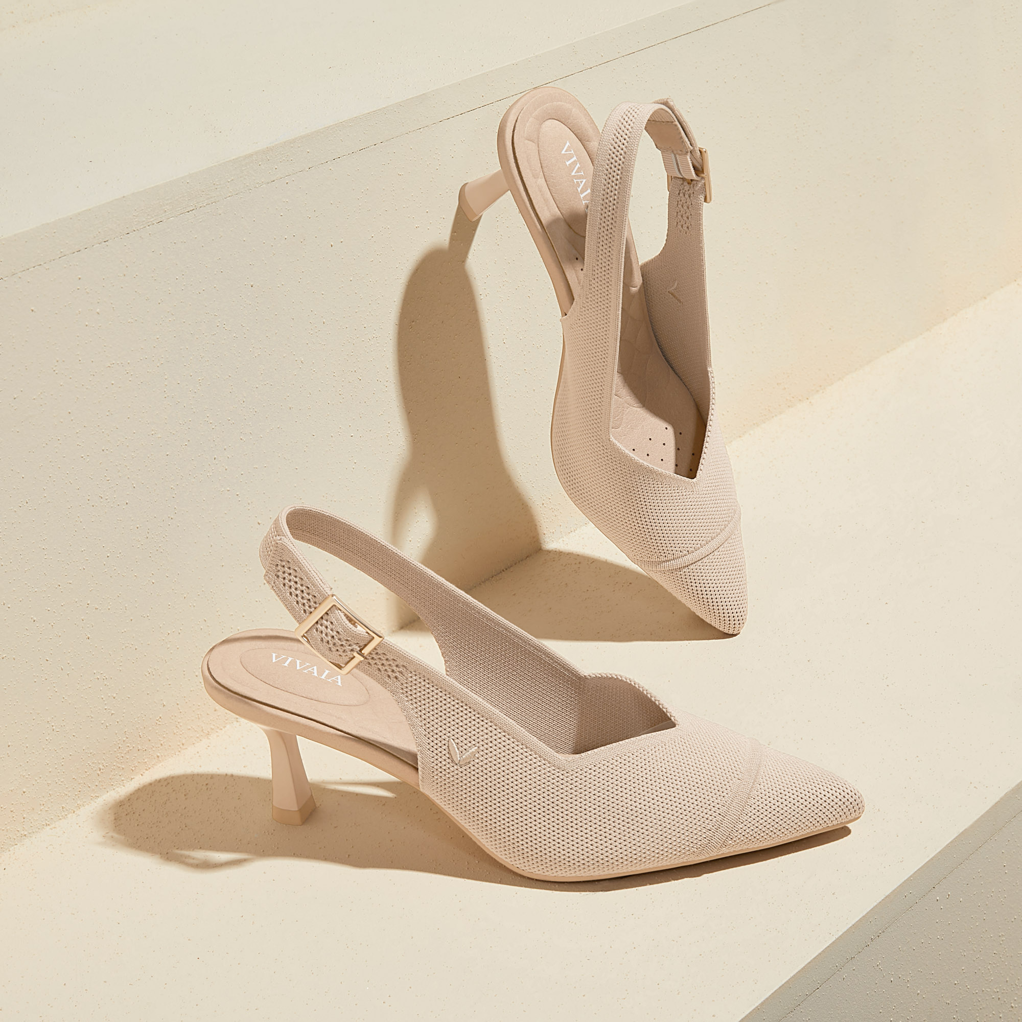 Pointed-Toe Slingback Sandals (Addison), ALMOND, EU35 | VIVAIA