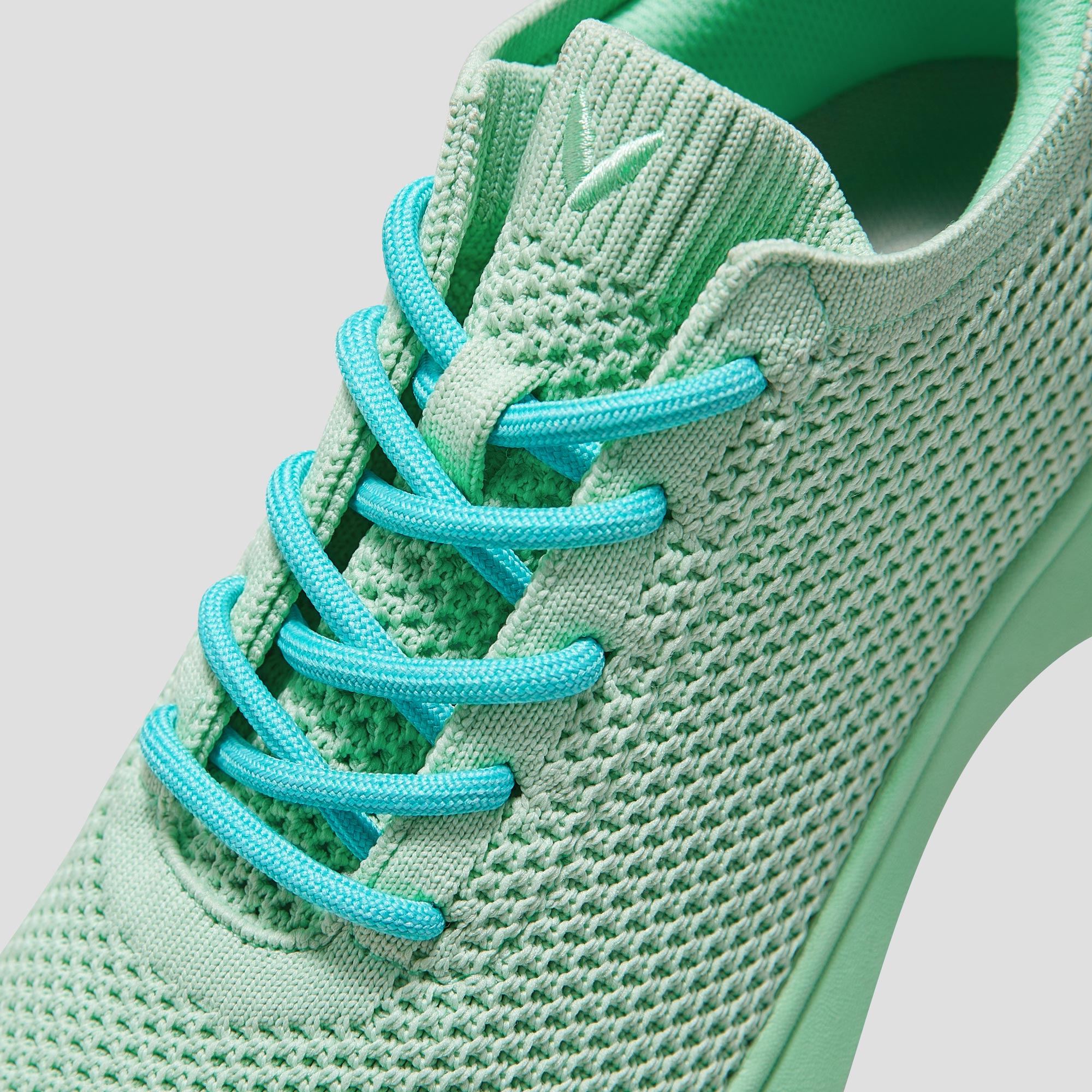 nike turquoise laces