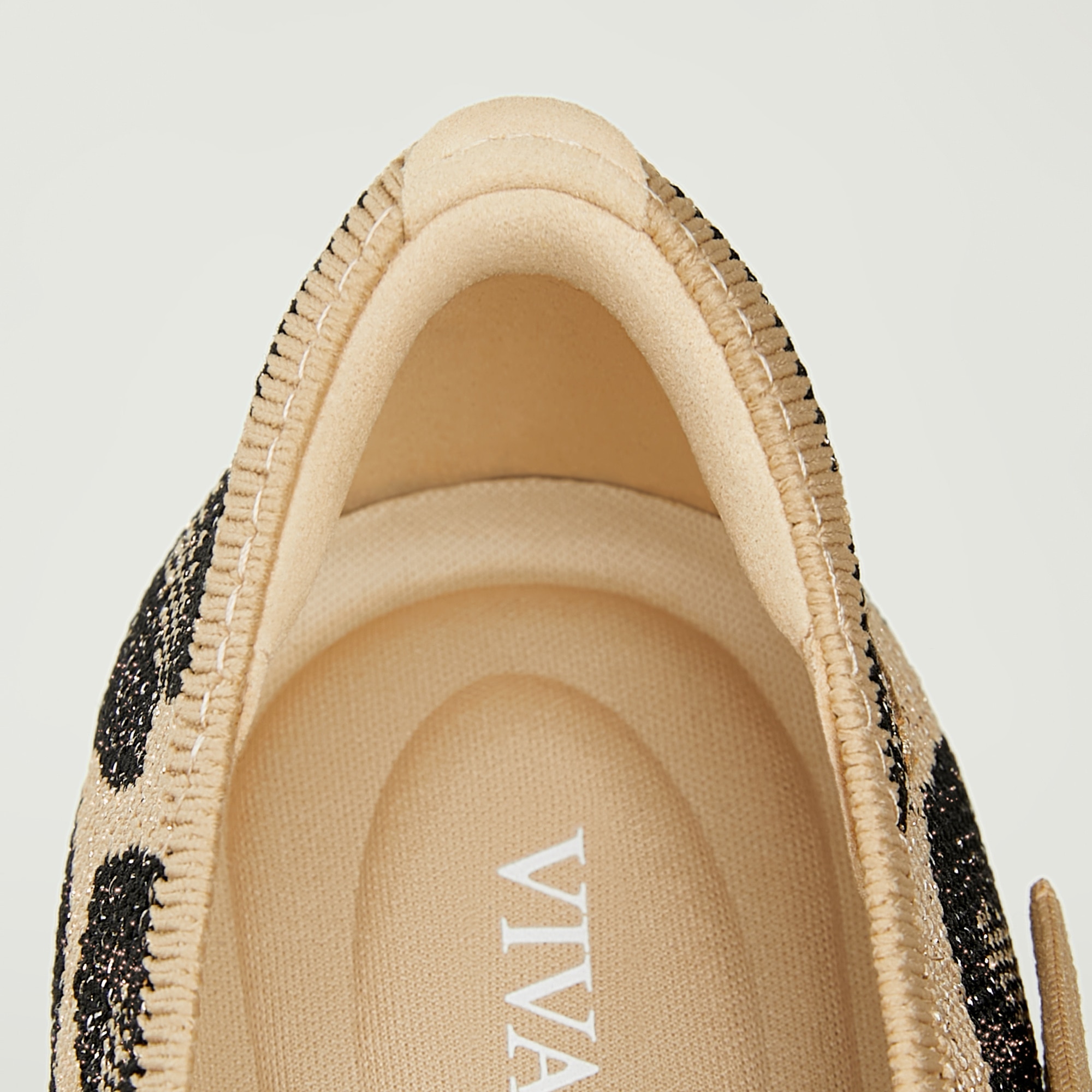 Pointed-toe Mary-Jane Flats (Maria), METALLIC LEOPARD, EU35 | VIVAIA